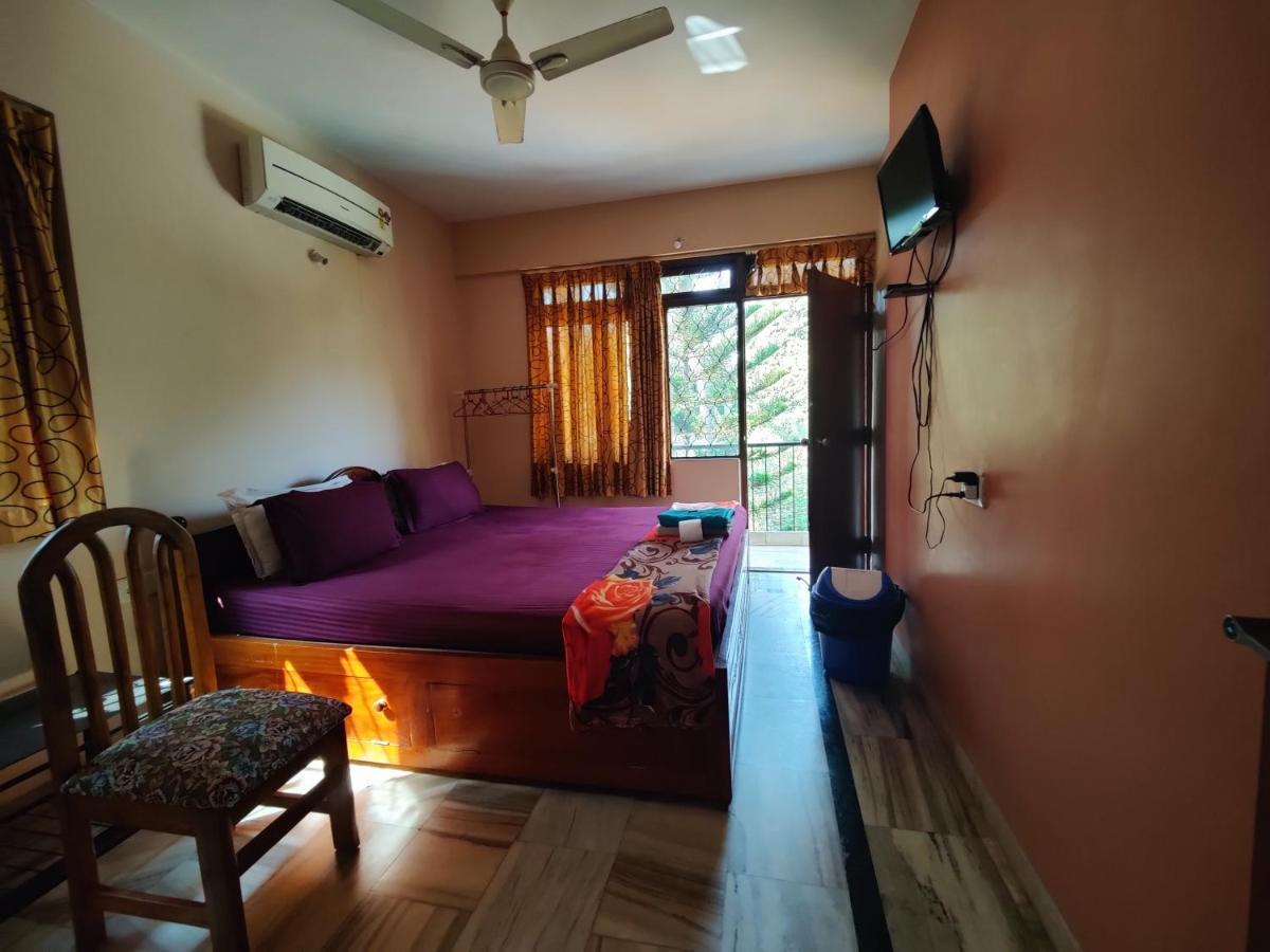 Menezes House Hotel Panadzsi Kültér fotó