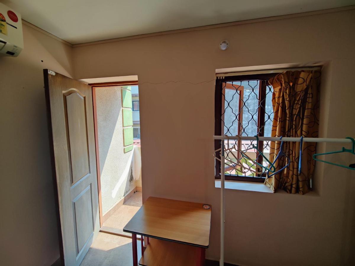 Menezes House Hotel Panadzsi Kültér fotó