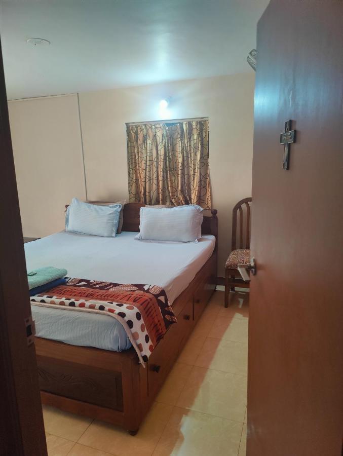 Menezes House Hotel Panadzsi Kültér fotó