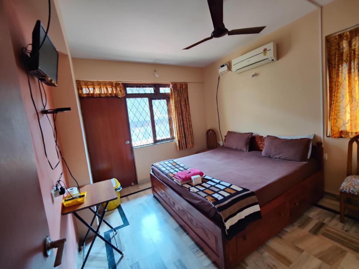 Menezes House Hotel Panadzsi Kültér fotó
