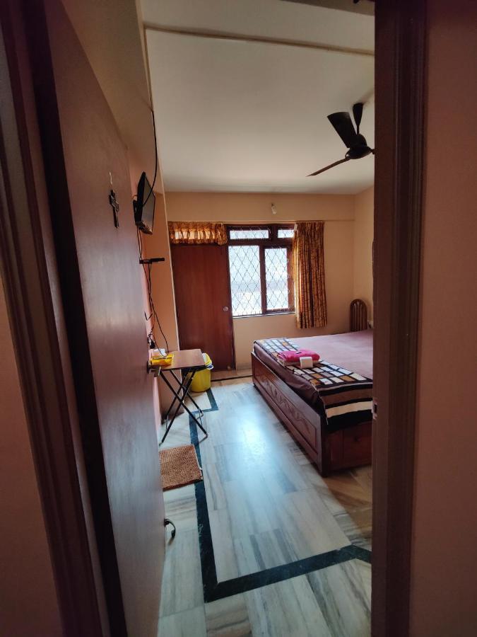 Menezes House Hotel Panadzsi Kültér fotó
