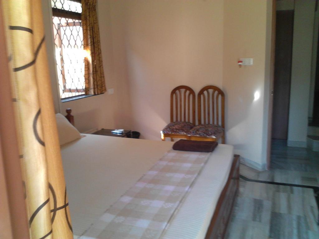 Menezes House Hotel Panadzsi Kültér fotó