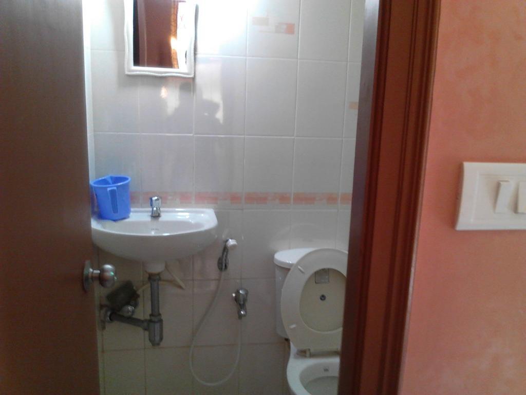 Menezes House Hotel Panadzsi Kültér fotó