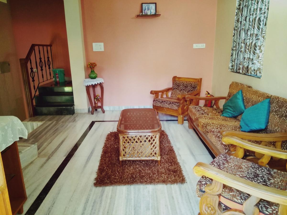 Menezes House Hotel Panadzsi Kültér fotó